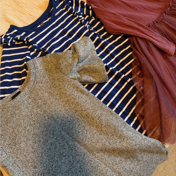 4T Dress Bundle - Picture 2 of 4